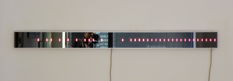 Discret thoughts - Fiction binaire, 2006