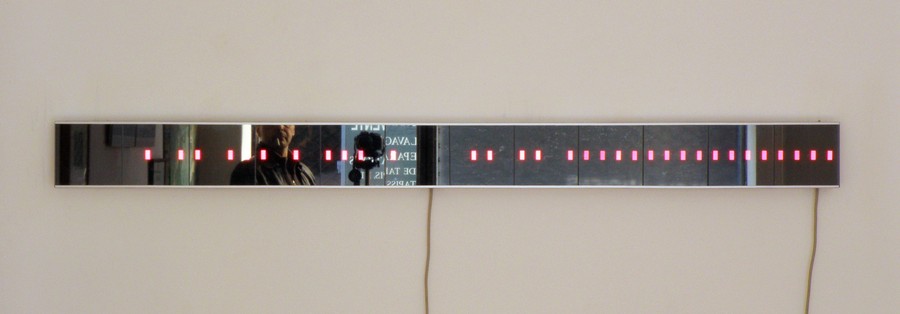 Discret thoughts - Fiction binaire, 2006